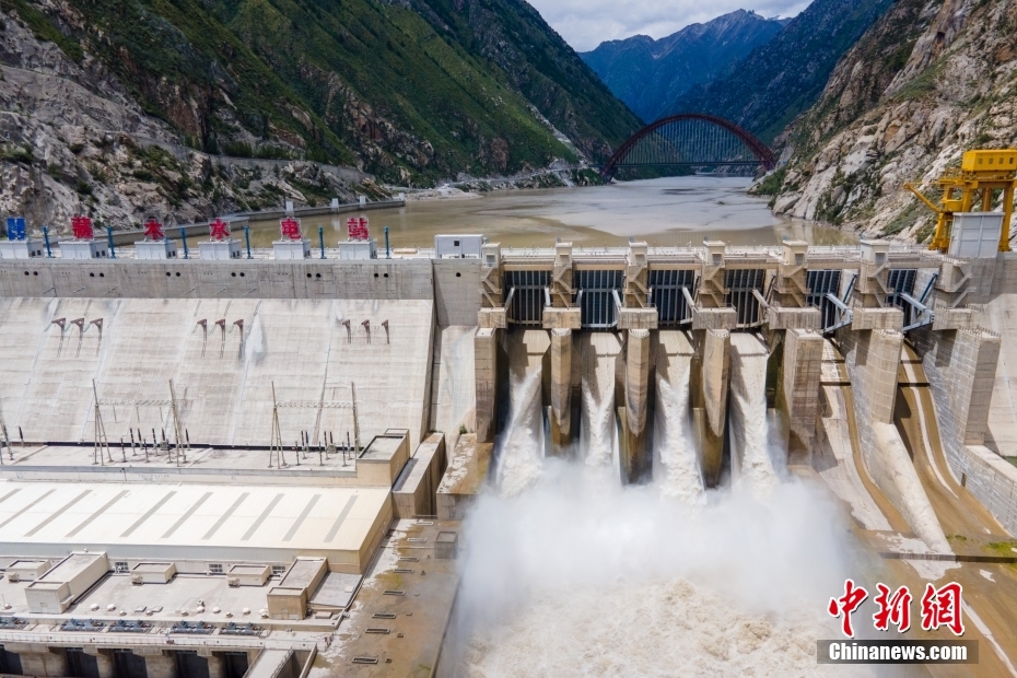 資料圖為2021年8月7日，西藏山南雅魯藏布江上的藏木水電站。（無人機畫面） <a target='_blank' href='/'><p  align=