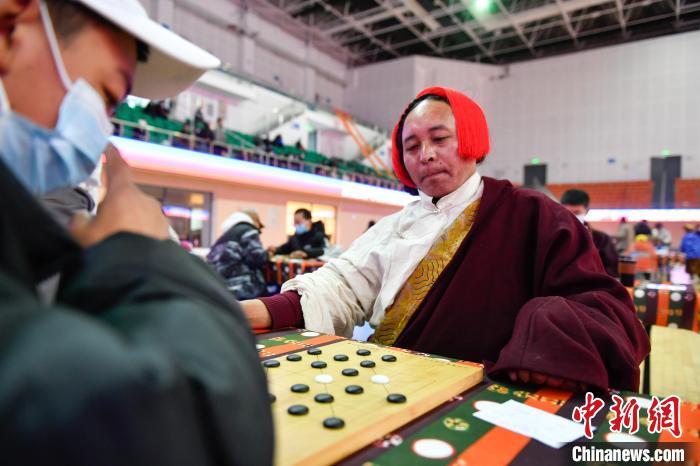 圖為比賽現(xiàn)場。　貢嘎來松 攝