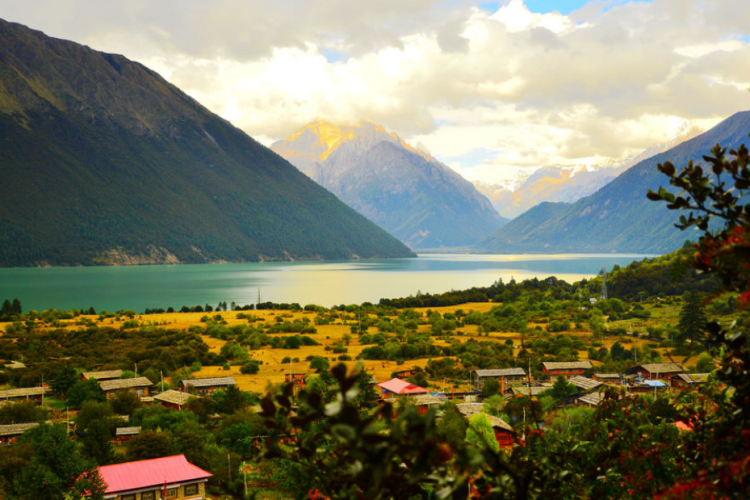 懂西藏的人，一定不會錯過林芝的秋天