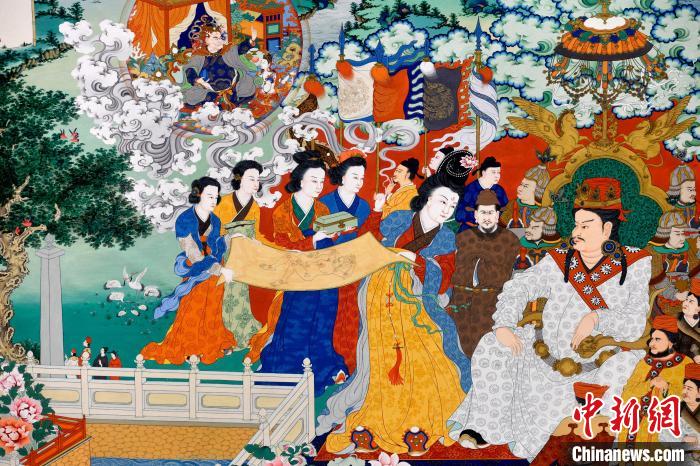 圖為5月16日，展覽中的新創(chuàng)唐卡作品(局部)?！±盍?攝